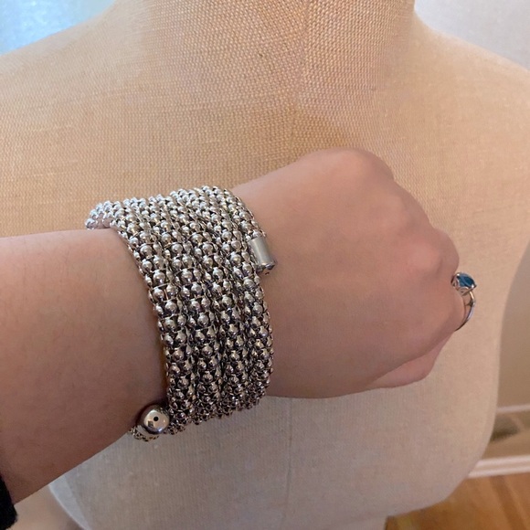 Express Jewelry - Express Elegant Silver Beaded Coil Bracelet!